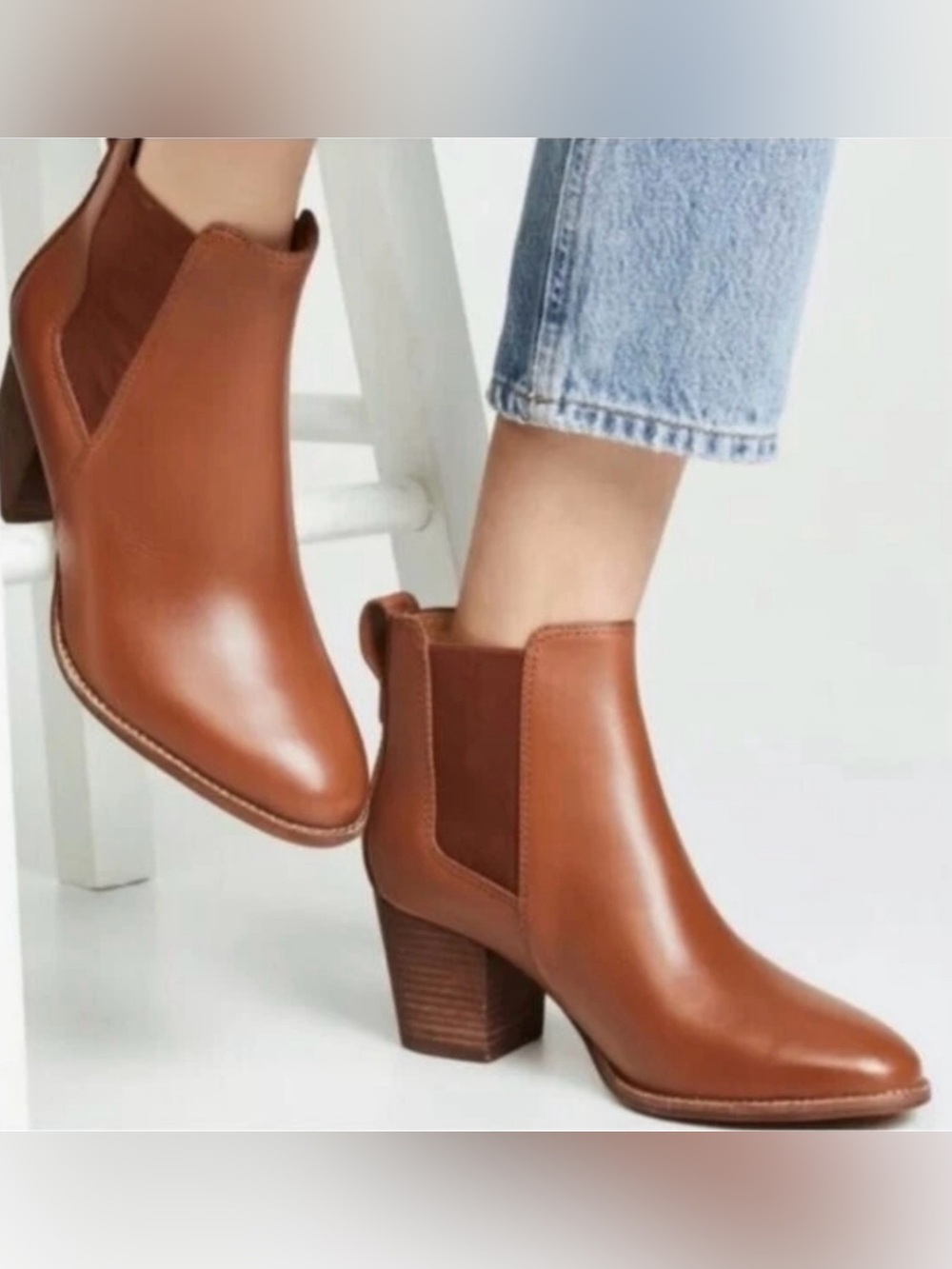 Madewell Regan Bootie Leather English Saddle
